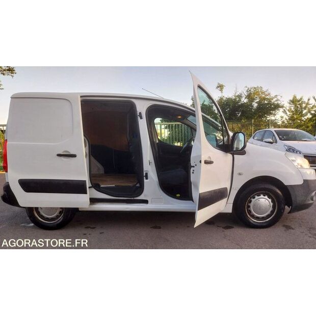 2011 Peugeot PARTNER-47915219