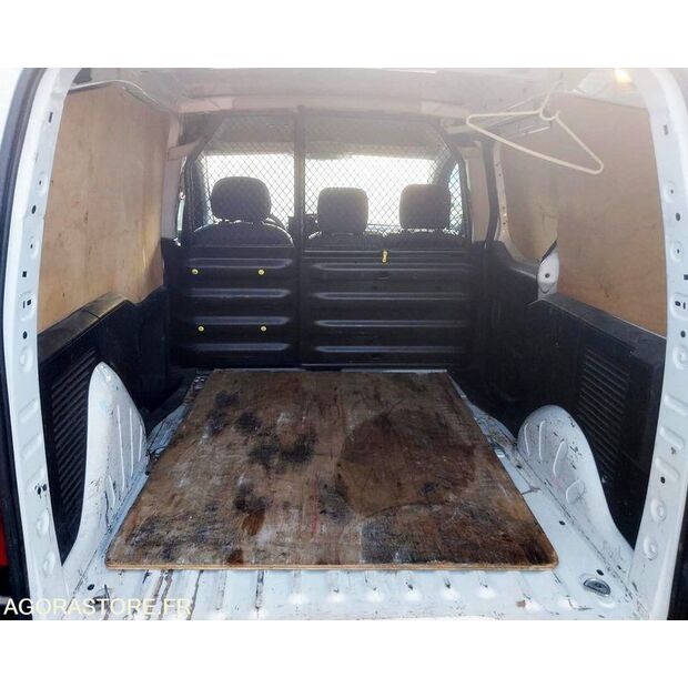 2011 Peugeot PARTNER-47915222