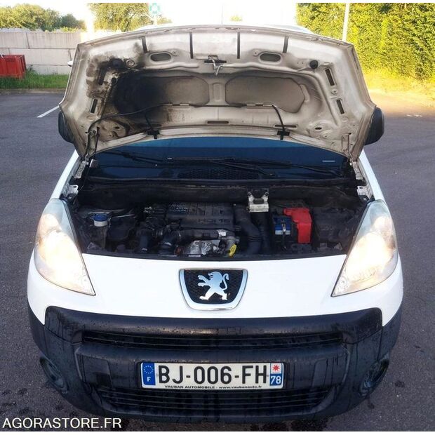 2011 Peugeot PARTNER-47915231