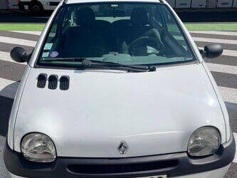 2006-renault-twingo-1463628-47915243