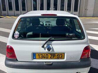 2006-renault-twingo-1463628-47915245