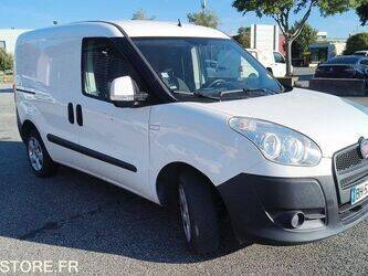 2011-fiat-doblo-1463632-47915382