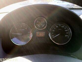 2013-peugeot-206-47915434