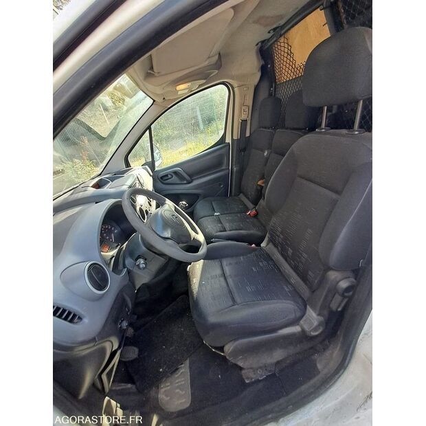 2011 سيتروين BERLINGO-47915489