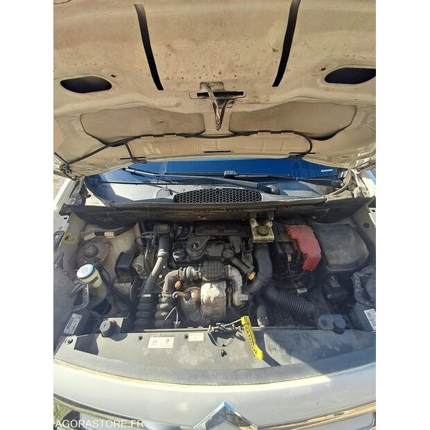 2011 سيتروين BERLINGO-47915494