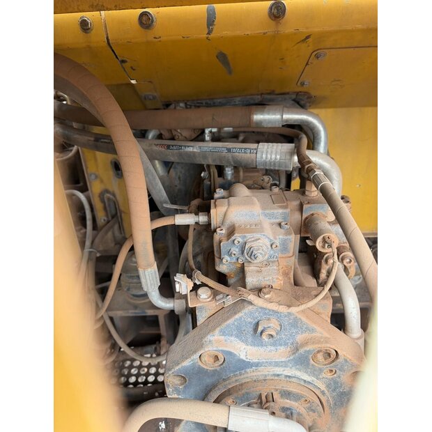 2018 XCMG XE700D-47917893