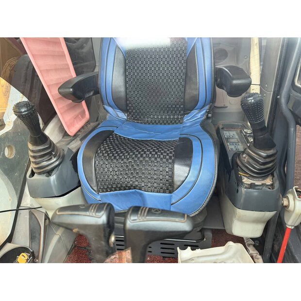 2018 XCMG XE700D-47917895