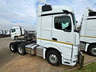 2021-mercedes-benz-actros-2645ls-33-re-1452650-47918054