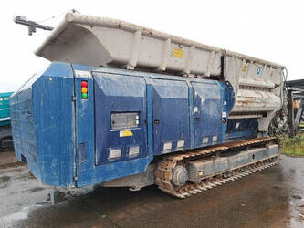 Image de CONCASSEURS & CRIBLES 2020 Lindner Urraco 95DK