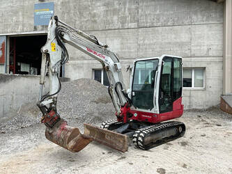 2015-takeuchi-tb240-1464335-cover-image