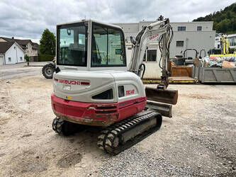2015-takeuchi-tb240-1464335-47921251