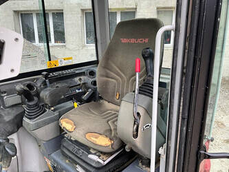 2015-takeuchi-tb240-1464335-47921259