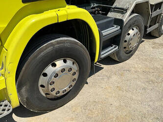 2000-scania-p114cb6x4hz-47921310