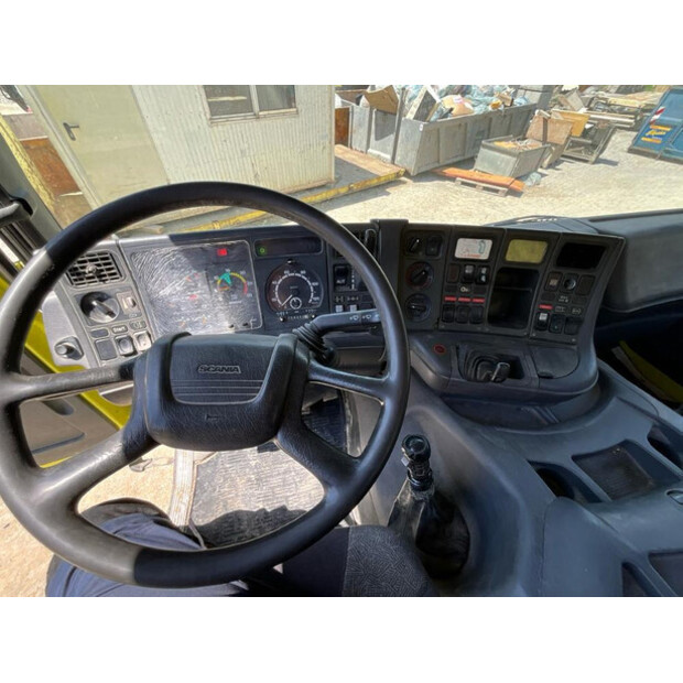 2000 سكانيا P114CB6X4HZ-47921319