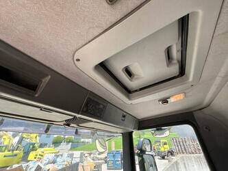 2000-scania-p114cb6x4hz-47921323