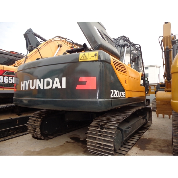 2025 Hyundai 220-9S-47929554