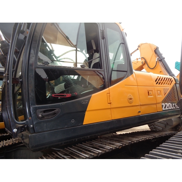 2025 Hyundai 220-9S-47929556