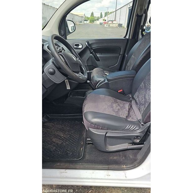 2017 Renault Kangoo-47932586
