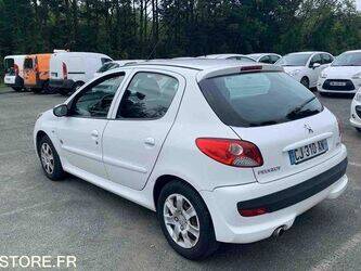 2012-peugeot-206-1464117-47932649