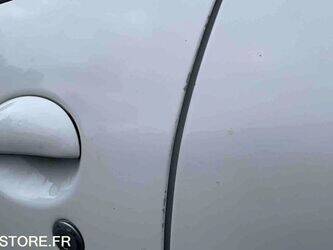 2012-peugeot-206-1464117-47932651