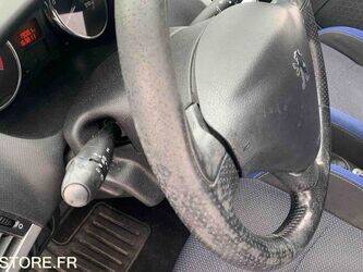 2012-peugeot-206-1464117-47932656