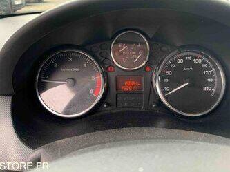 2012-peugeot-206-1464117-47932671