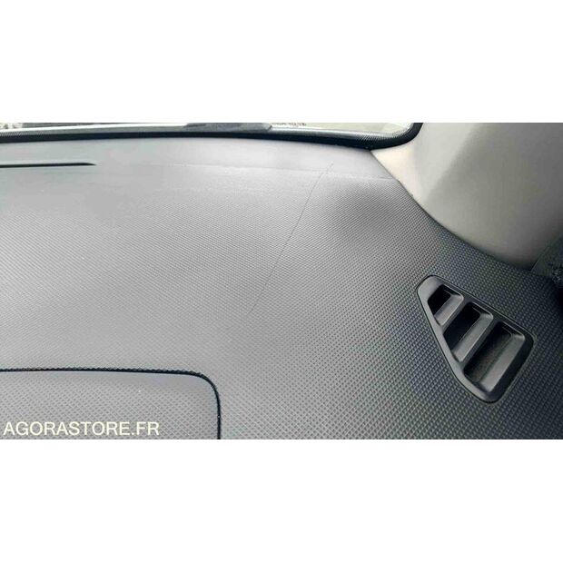 2012 Peugeot 206-47932974