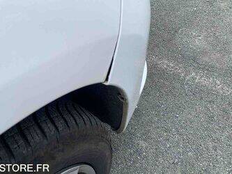 2012-peugeot-206-1464125-47933002