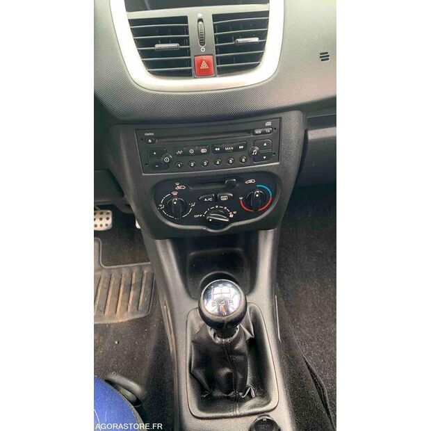 2012 Peugeot 206-47933004