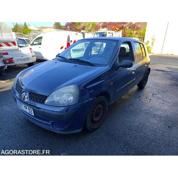 2004 رينو Clio-47933244