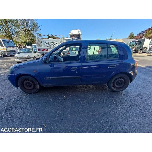 2004 رينو Clio-47933250