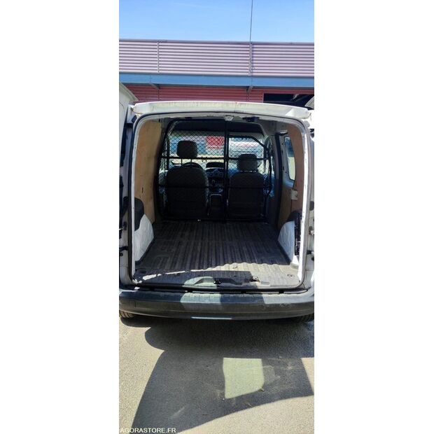 2010 Renault Kangoo-47933283