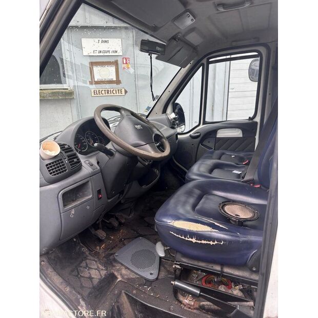 2005 Peugeot BOXER-47933324