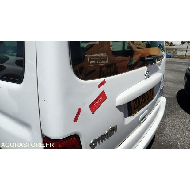 2005 سيتروين BERLINGO-47933779