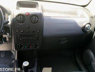 2005-citroen-berlingo-1464190-47933799