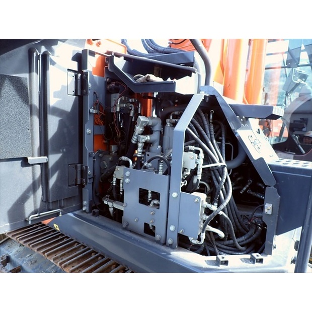 2019 Hitachi ZX135US-6-47936696