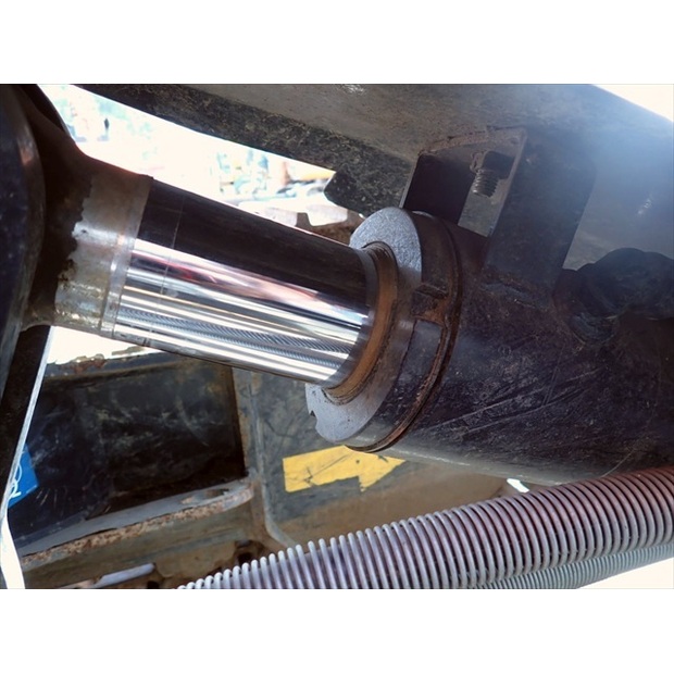 2019 Hitachi ZX135US-6-47936703