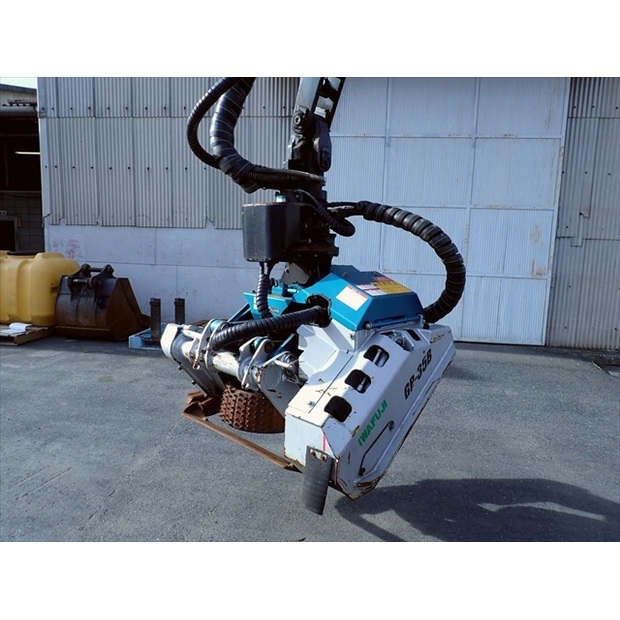 2019 Hitachi ZX135US-6-47936712