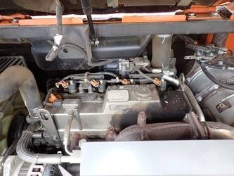 2017-hitachi-zx75usl-5b-47937087