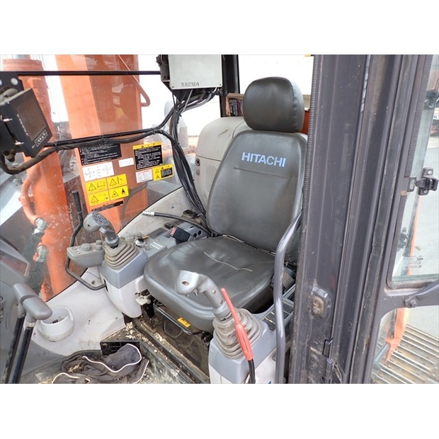 2017 Hitachi ZX75USL-5B-47937141