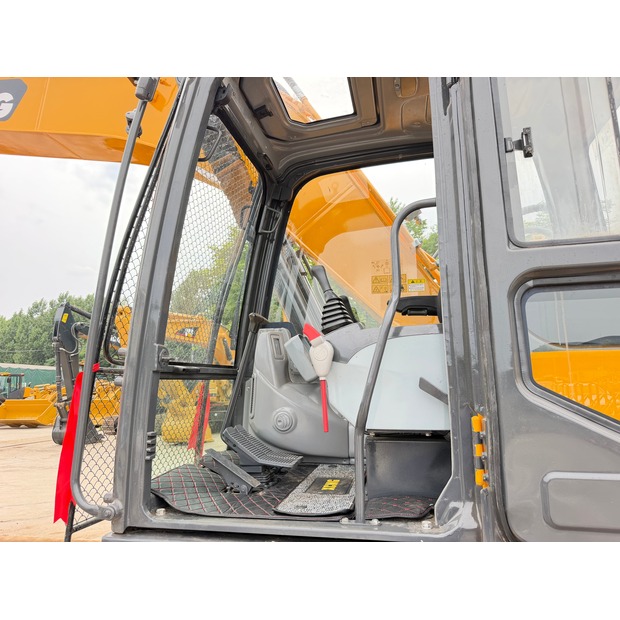 2022 اكس سي ام جي XE215DA-47938655