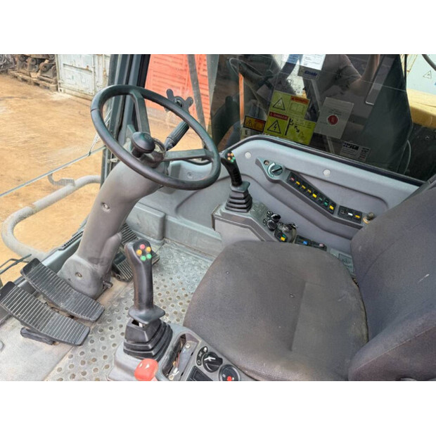 2006 فولفو EW 160 B-47938766