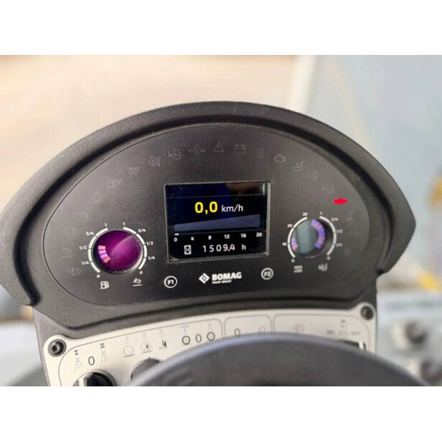 2020 BOMAG BW141AD-5-47939409