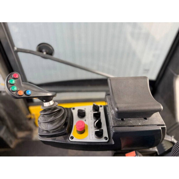 2020 BOMAG BW141AD-5-47939410
