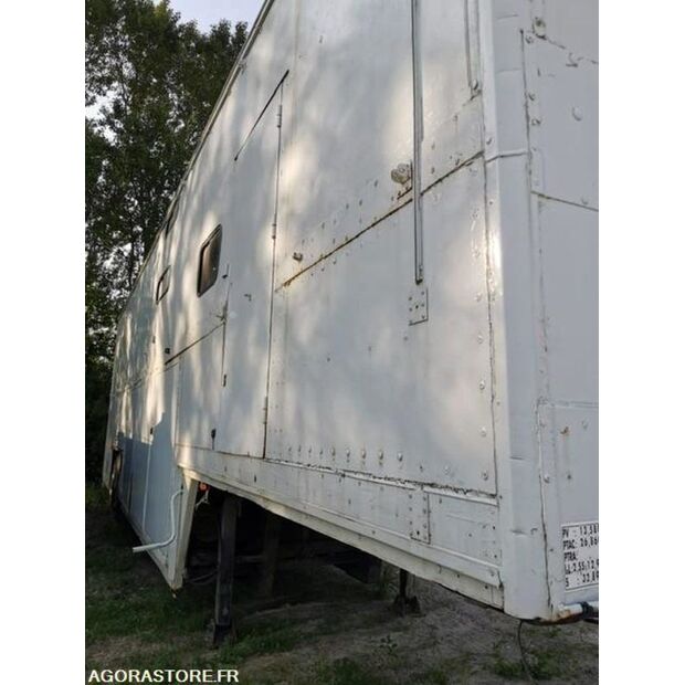 1982 Trouillet-47952071