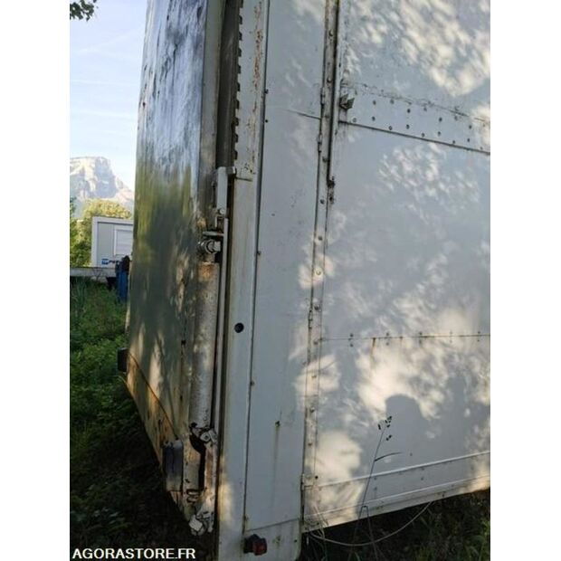 1982 Trouillet-47952094