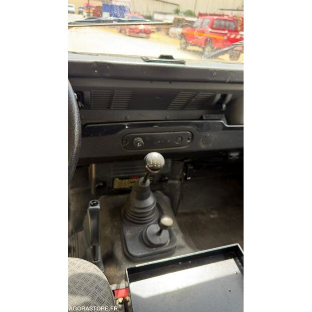 2001 Land Rover Defender-47952348