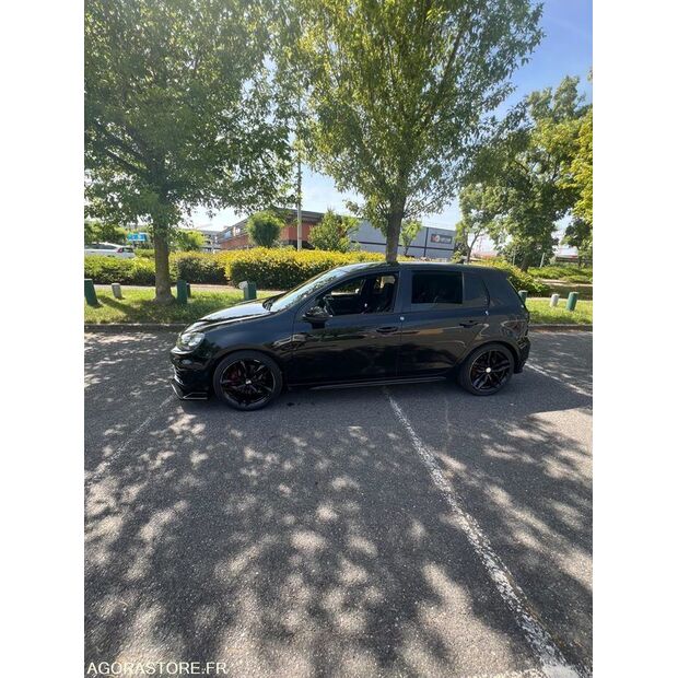 2009 Volkswagen Golf-47952684