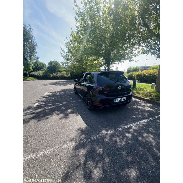 2009 Volkswagen Golf-47952686
