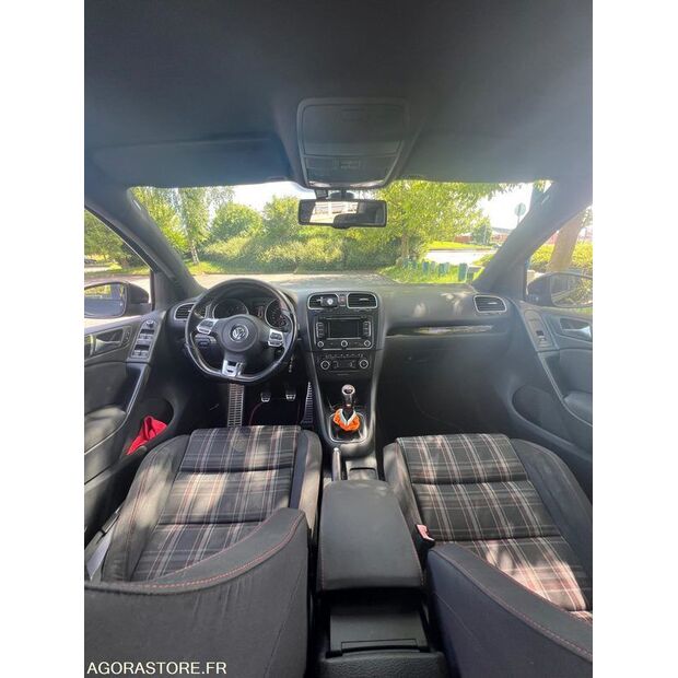 2009 Volkswagen Golf-47952698